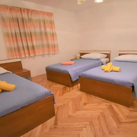 Ferienhaus Holiday Ava-80m From Beach Vir